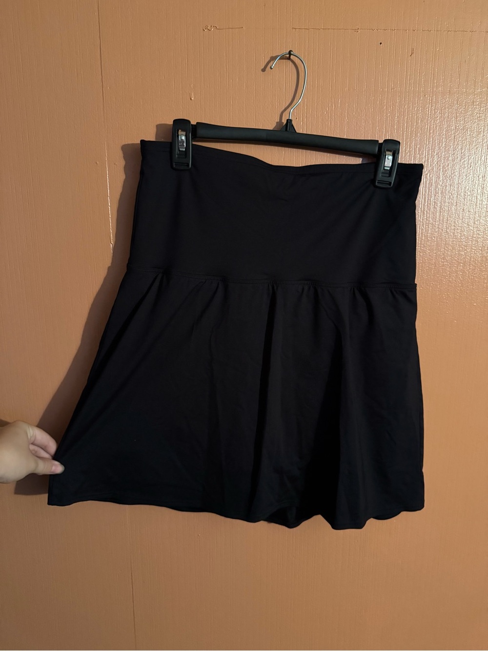 Lands’ End Black Athletic Skirt with Built-In Shorts Liner Size 12